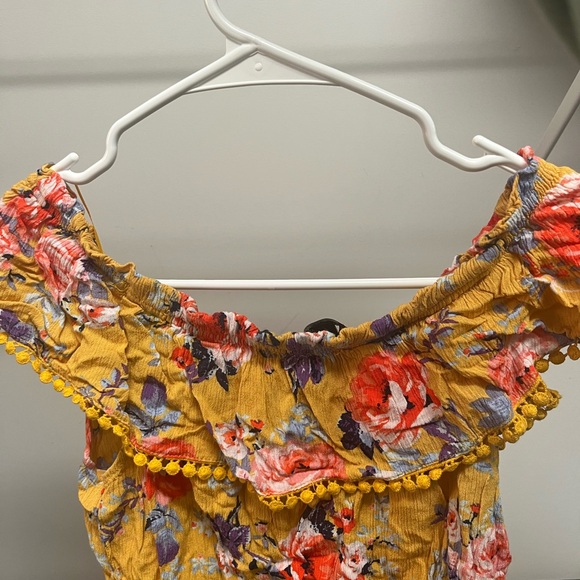 Ambiance Yellow Ruched Ruffled Cropped Blouse - Picture 3 of 3